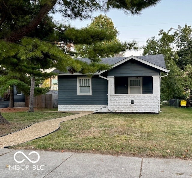 4561 Winthrop Ave in Indianapolis, IN - Building Photo