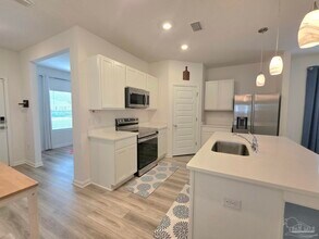 6621 Sun Tree Cir in Bellview, FL - Building Photo - Building Photo