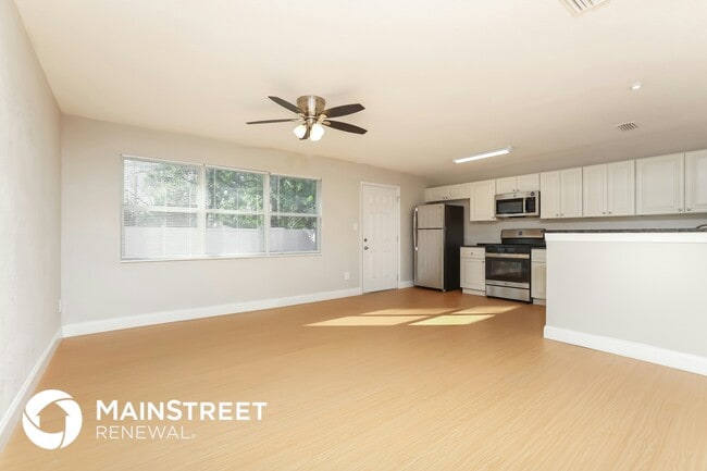 property at 4284 Solomon Dr