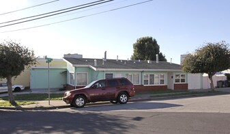 124 Green St in South San Francisco, CA - Building Photo