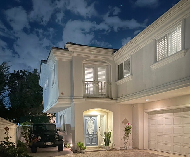 2111 Nelson Ave in Redondo Beach, CA - Building Photo - Building Photo