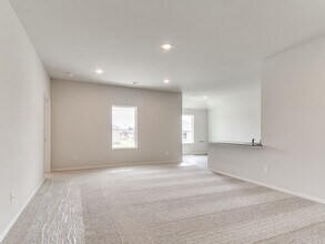 928 Bear Ln in Mustang, OK - Foto de edificio - Building Photo