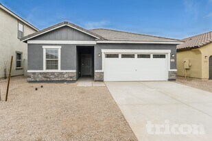 35381 W Santa Clara Ave in Maricopa, AZ - Building Photo