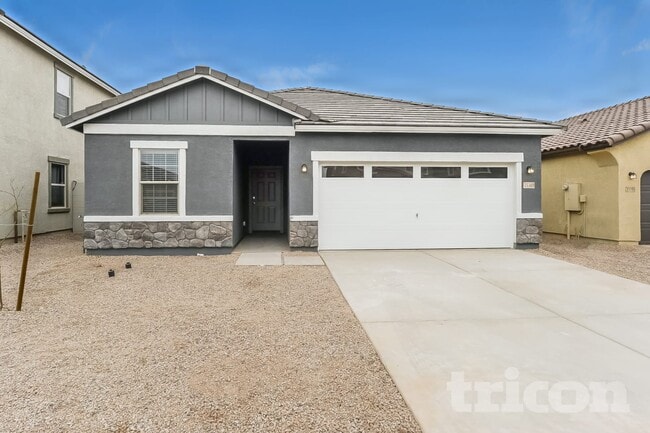 property at 35381 W Santa Clara Ave