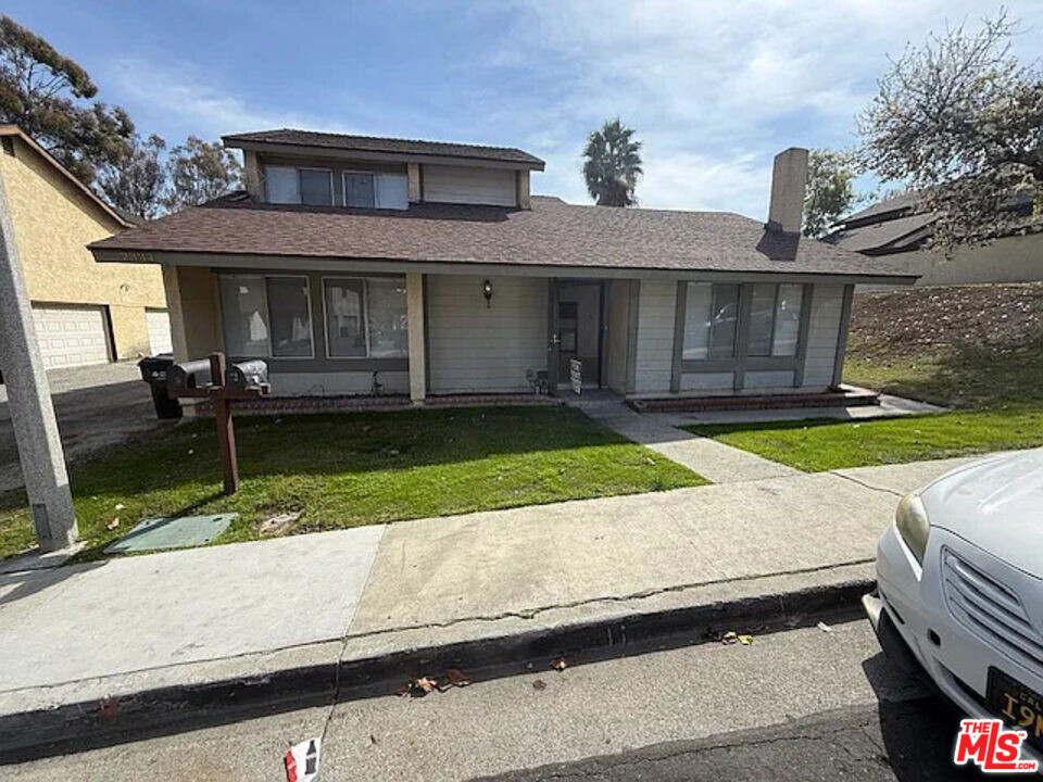 2334 Lindsey Ct in West Covina, CA - Building Photo