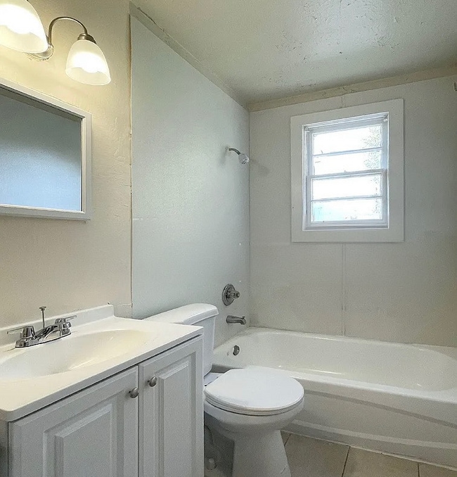 property at 1431 W 18th St