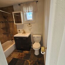 355 S Wells Ave in Reno, NV - Building Photo - Building Photo