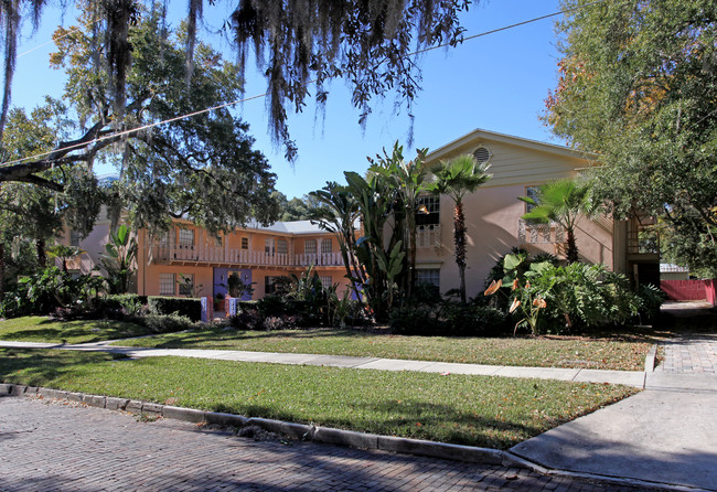 Lake Eola Heights Broadway Marquee in Orlando, FL - Building Photo - Building Photo