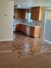 2840 Stanislaus St in Riverbank, CA - Building Photo - Building Photo