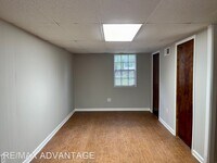 977 Leeward Ln photo'
