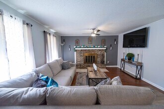 9108 Peach Tree Ln in Sherwood, AR - Building Photo - Building Photo