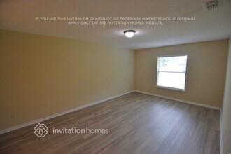 10351 Lancashire Dr S in Jacksonville, FL - Building Photo - Building Photo