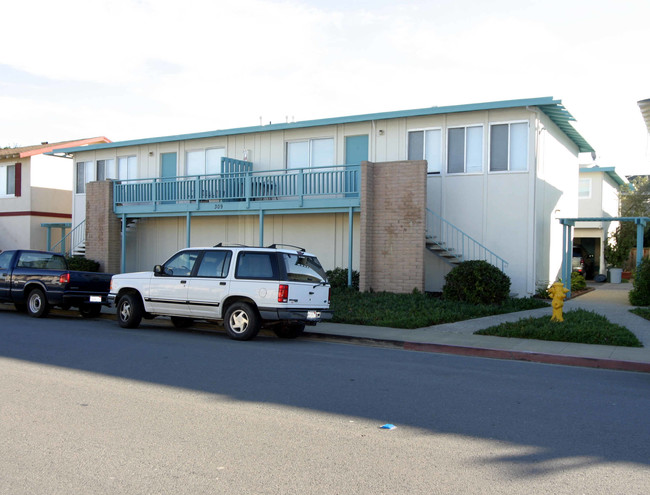 309 Esplanade Ave in Pacifica, CA - Building Photo - Building Photo