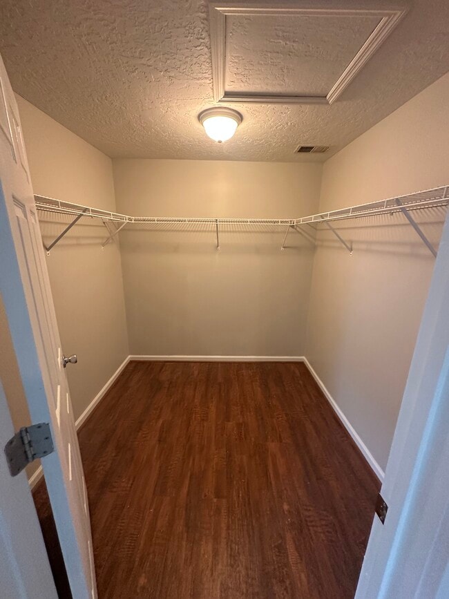 property at 3106 W Meighan Blvd