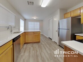 1850 E Oakland St in Chandler, AZ - Building Photo - Building Photo