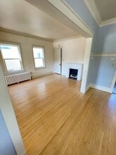 806 N 19th Ave E in Duluth, MN - Building Photo - Building Photo