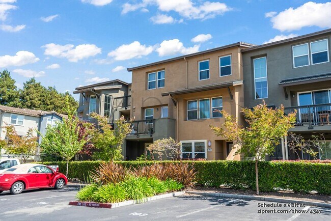 960 Highland Terrace in Sunnyvale, CA - Building Photo - Building Photo