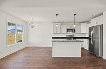 608 Victoria Wy in Franklin, KY - Building Photo - Building Photo