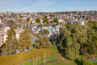 The Park Wood in Victoria, BC - Building Photo - Building Photo