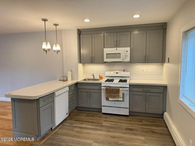 property at 405 Glenn Rd