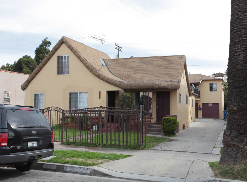 6532-6534 Templeton St in Huntington Park, CA - Foto de edificio