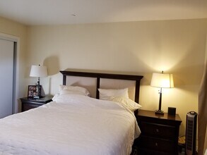 2913 Carmel St in Oakland, CA - Building Photo - Building Photo