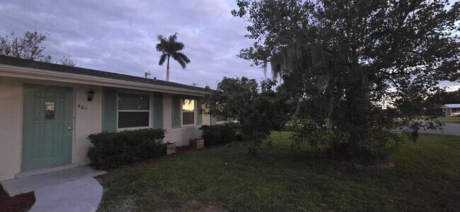 property at 401 Skylark Ln NW