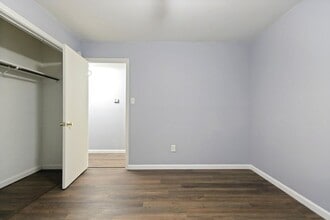 3201 Elm Grove Dr in Columbia, MO - Building Photo - Building Photo