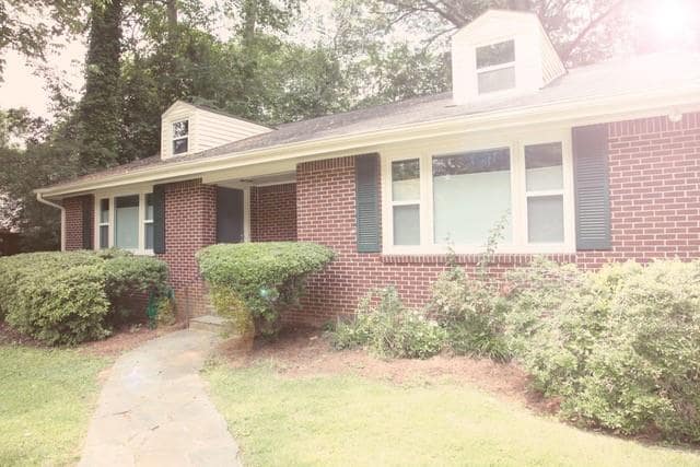 1932 Lebanon Dr NE in Atlanta, GA - Building Photo - Building Photo