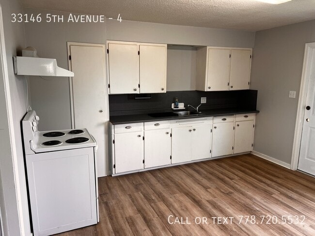 property at 33146 5th Ave