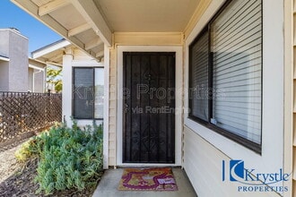 1366 Matthew Dr in Fairfield, CA - Building Photo - Building Photo