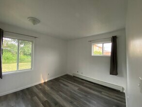 2096 Mississippi St in St. Paul, MN - Foto de edificio - Building Photo