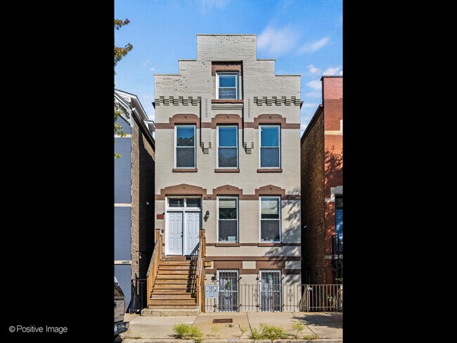 1629 N Honore St in Chicago, IL - Building Photo - Building Photo