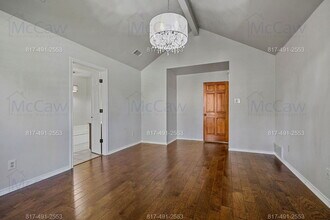 1 Creekmere Dr in Roanoke, TX - Building Photo - Building Photo