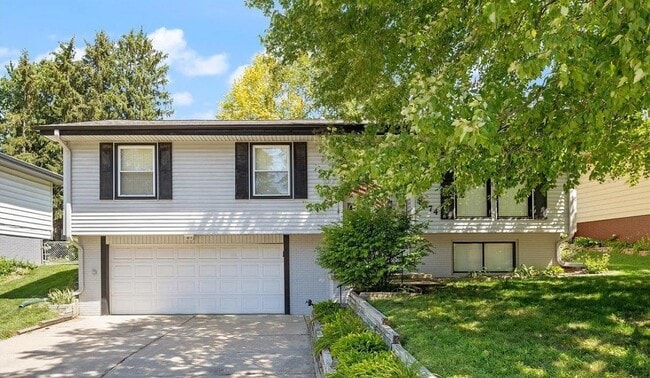 property at 9374 Maplewood Blvd