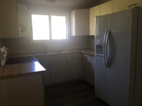 703 Carriage Ct in Salina, KS - Building Photo - Building Photo