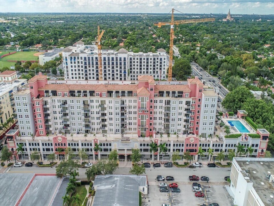 4100 Salzedo St in Coral Gables, FL - Building Photo