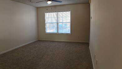 221A Springfield Cir in Easley, SC - Building Photo - Building Photo