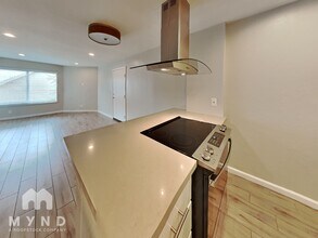 2522 T St in Sacramento, CA - Building Photo - Building Photo