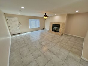 1015 12th St in Imperial Beach, CA - Foto de edificio - Building Photo