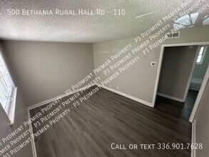 500 Bethania-Rural Hall Rd in Rural Hall, NC - Building Photo - Building Photo