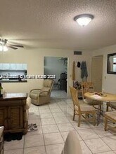 1001 Green Pine Blvd in West Palm Beach, FL - Building Photo - Building Photo