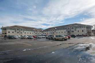 Edison Place Senior Apartments in Niles, OH - Building Photo - Building Photo