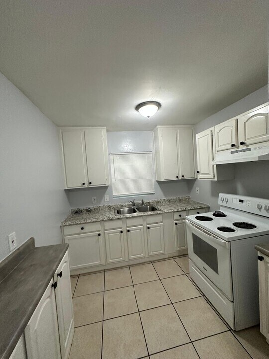 1109 W 20th St in Jacksonville, FL - Building Photo