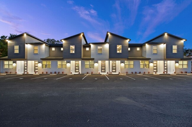 61 Cordona Dr, Unit 61 Cordona Drive #E in Kissimmee, FL - Foto de edificio - Building Photo