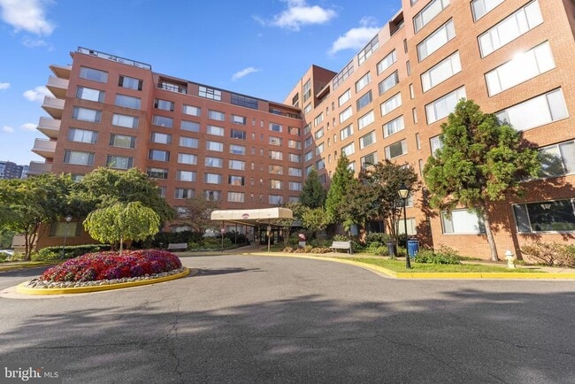 property at 1111 Arlington Blvd