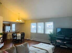 1685 Olympus Dr in Kent, OH - Building Photo