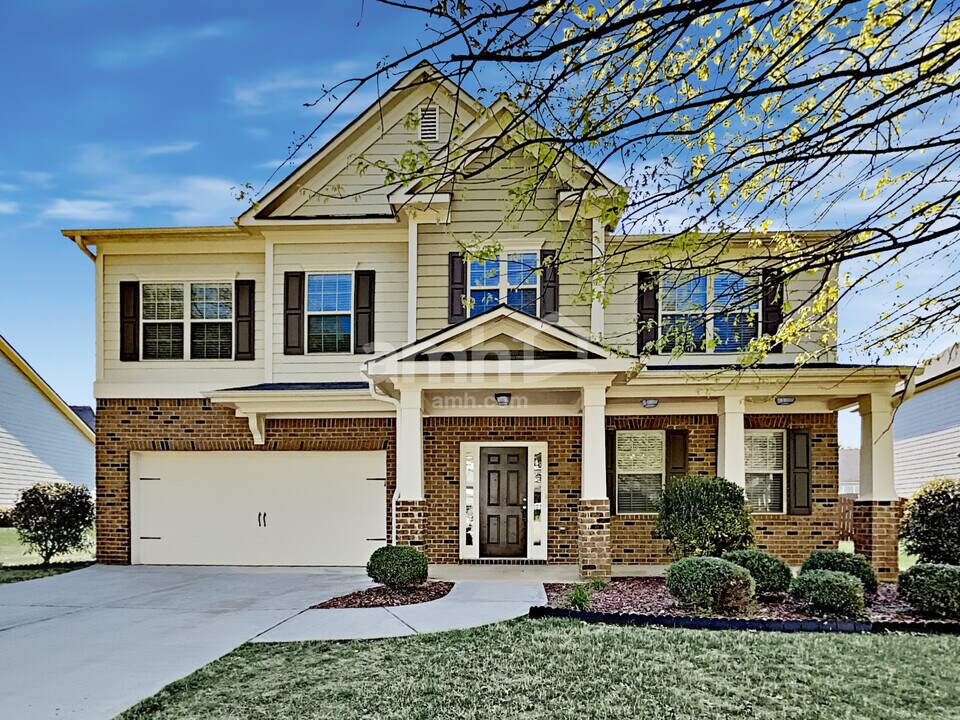 5655 Livingston Ct in Cumming, GA - Building Photo