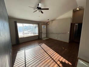 1921 W Shawna Ave in Coeur d'Alene, ID - Building Photo - Building Photo