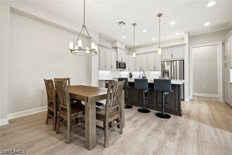 5891 Haiti Dr in Naples, FL - Building Photo - Building Photo